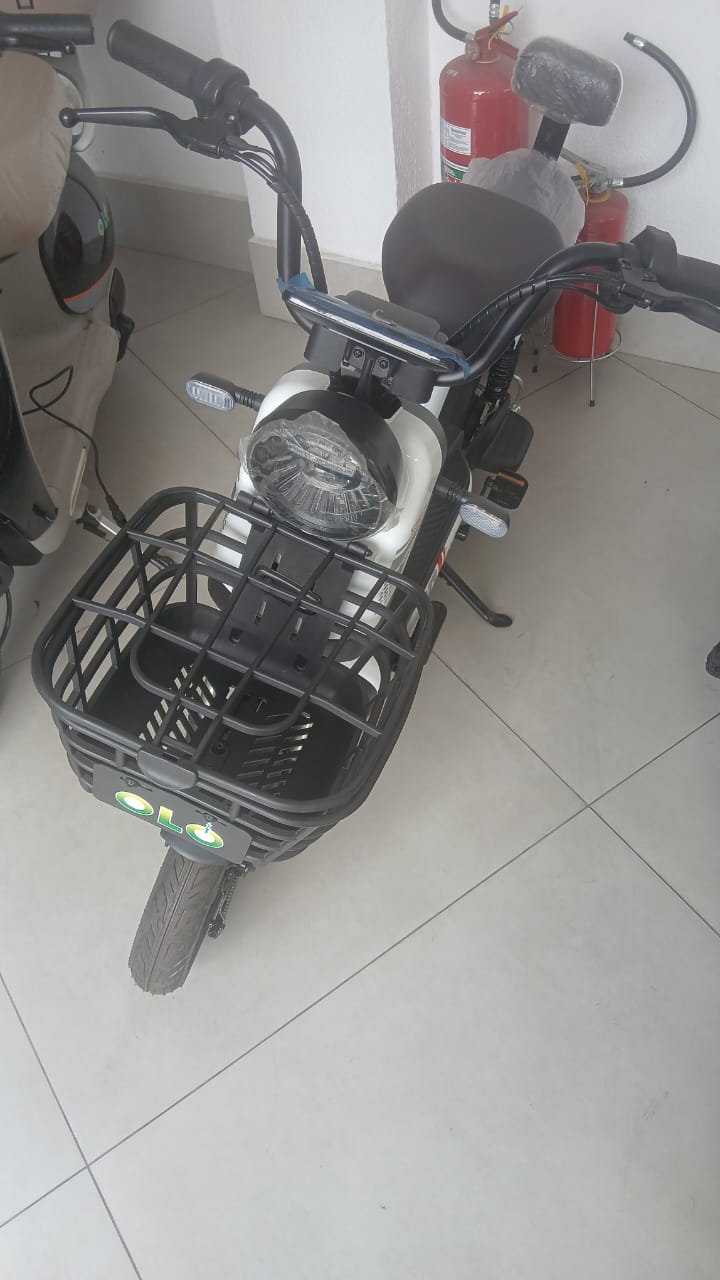 Scooter elétrica 03